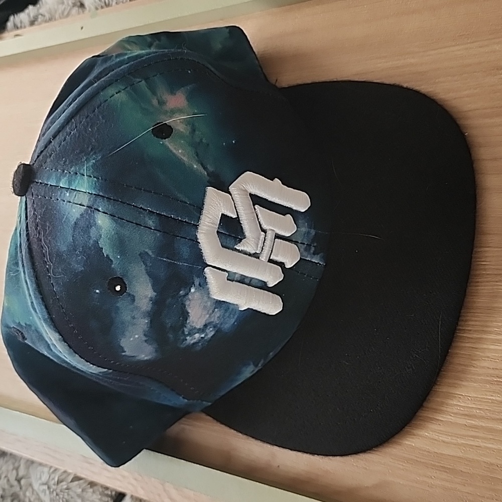 INTO THE AM SNAP BACK HAT GALAXY